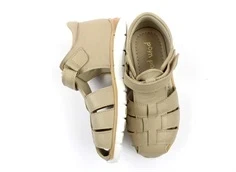 Pom Pom sandal latte med velcro